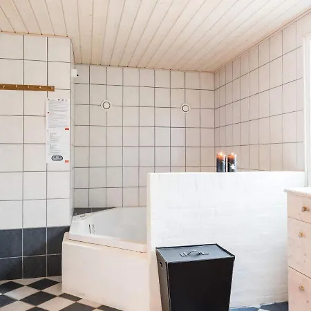 Ferienhaus 8 Person In Oksbøl